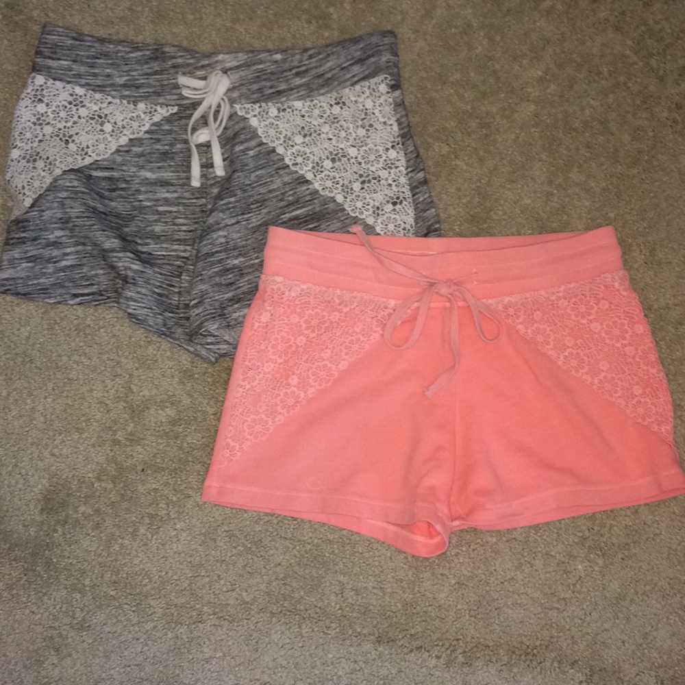 Two Pairs Women’s S Mossimo Shorts